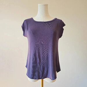 aritzia wilfred xxs split back tee shirt  casual every day wear